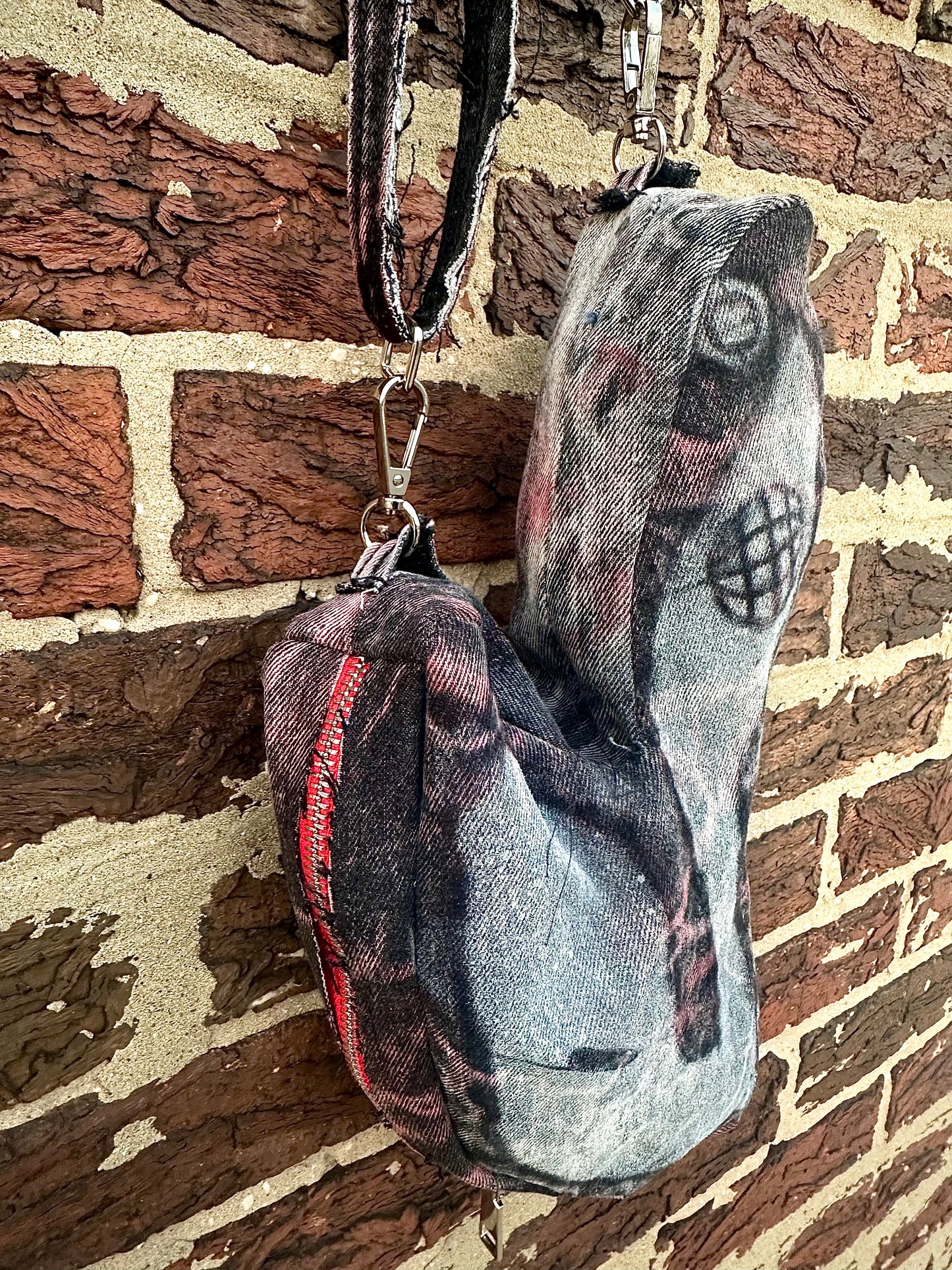 ENEVER Logo Shoulder Bag