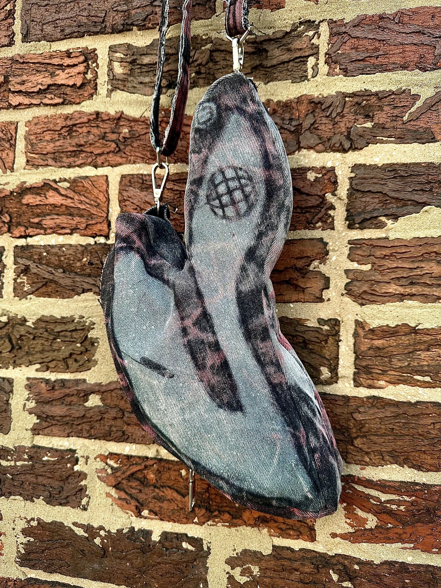 ENEVER Logo Shoulder Bag